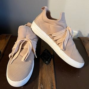 Steve Madden lancer slip on shoes